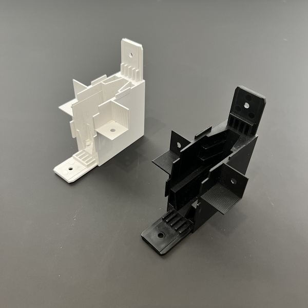Соединитель пластиковый  потолок-стена,  угол 90° для ГКЛ S20 60x60x26mm, Черный